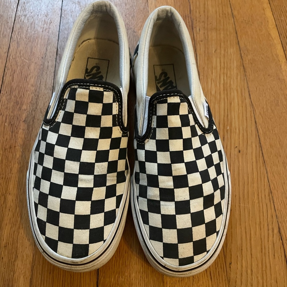 Checkered Vans size 8